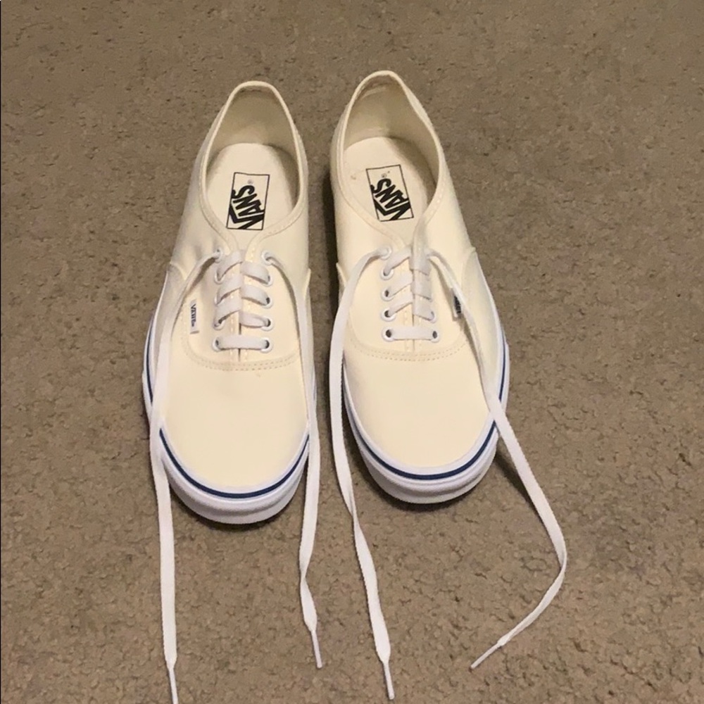 Men’s Vans Authentic off white color